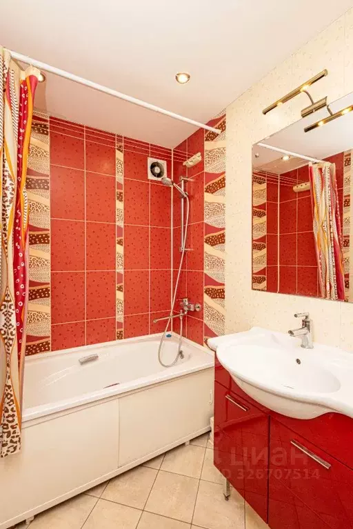 1-к кв. Кемеровская область, Кемерово ул. Веры Волошиной, 41 (43.0 м) - Фото 1