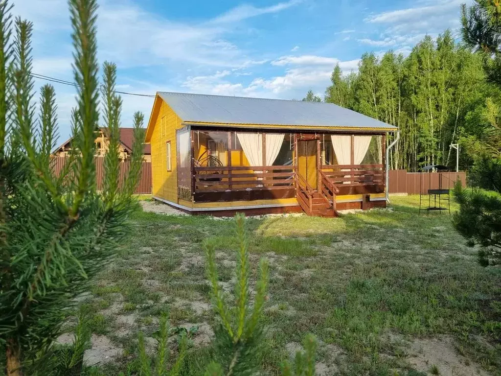 Дом в Рязанская область, Касимовский муниципальный округ, д. Лощинино ... - Фото 1