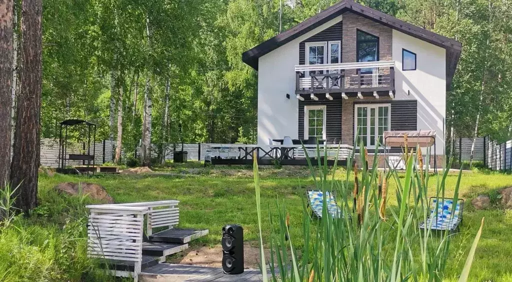 Дом в Красноярский край, Дивногорск городской округ, пос. Манский пер. ... - Фото 0