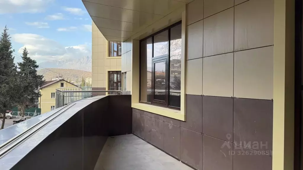 2-к кв. Крым, Алушта ул. Ленина, 37 (84.8 м) - Фото 0