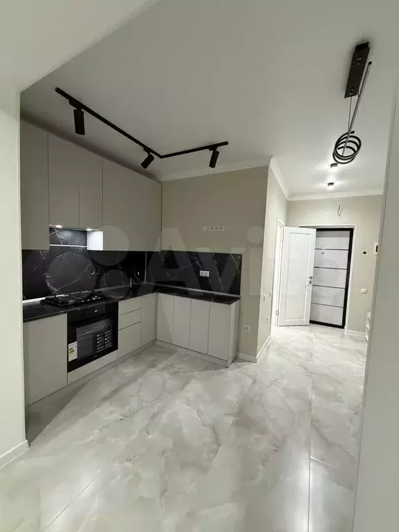 1-к. квартира, 40 м, 2/8 эт. - Фото 0