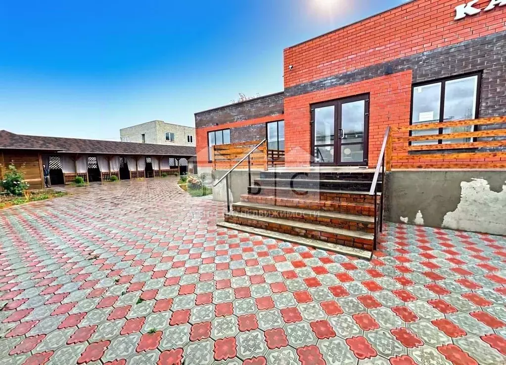 Помещение свободного назначения в Саратовская область, Саратов ул. ... - Фото 1