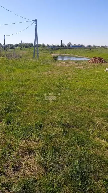 Участок в Саратовская область, Энгельсский район, с. Красный Яр ул. ... - Фото 1