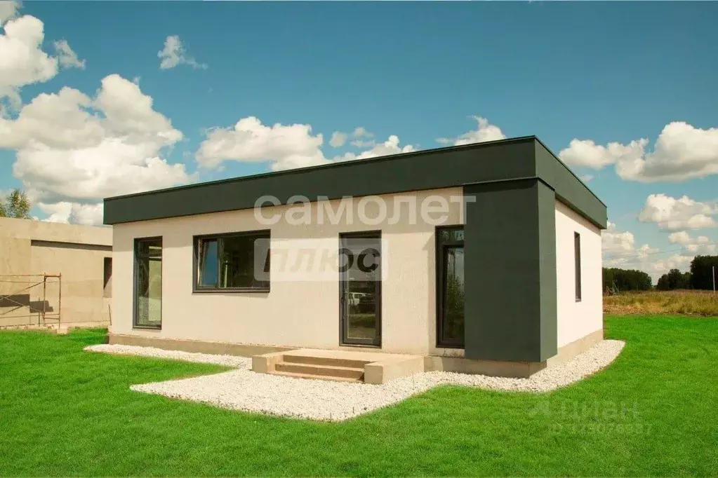 Дом в Томская область, Томский район, Зоркальцевское с/пос, с. ... - Фото 1