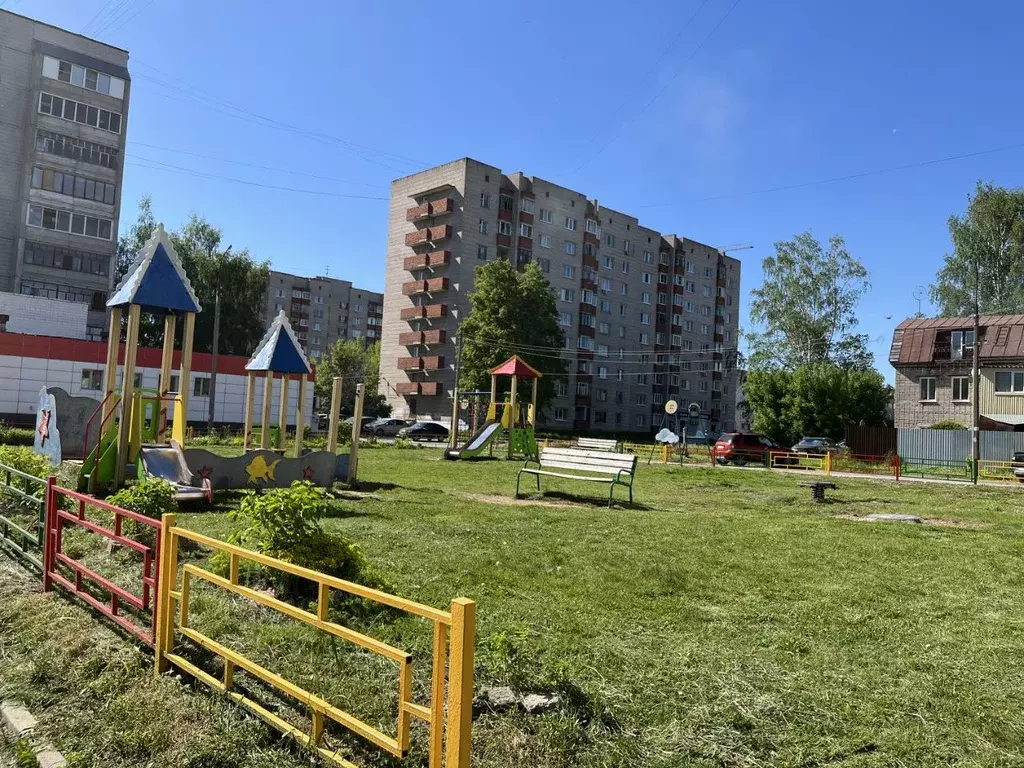 2-к кв. Удмуртия, Ижевск ул. Степана Разина, 65 (55.6 м) - Фото 1