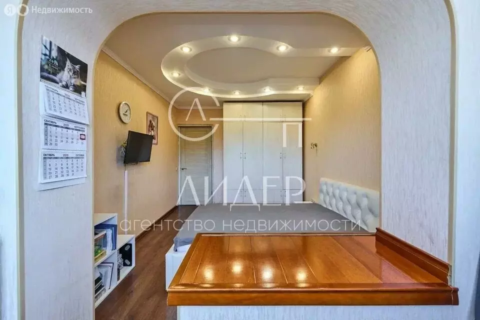 3-комнатная квартира: Сочи, микрорайон Гагарина, улица Чайковского, 13 ... - Фото 2