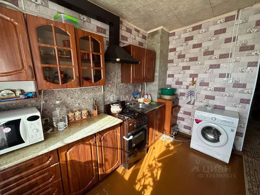 Дом в Пензенская область, Бессоновский район, с. Лопатки Молодежная ... - Фото 1