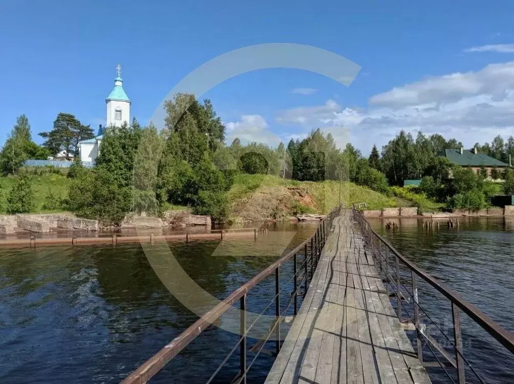 Участок в Пермский край, Добрянский муниципальный округ, с. ... - Фото 1