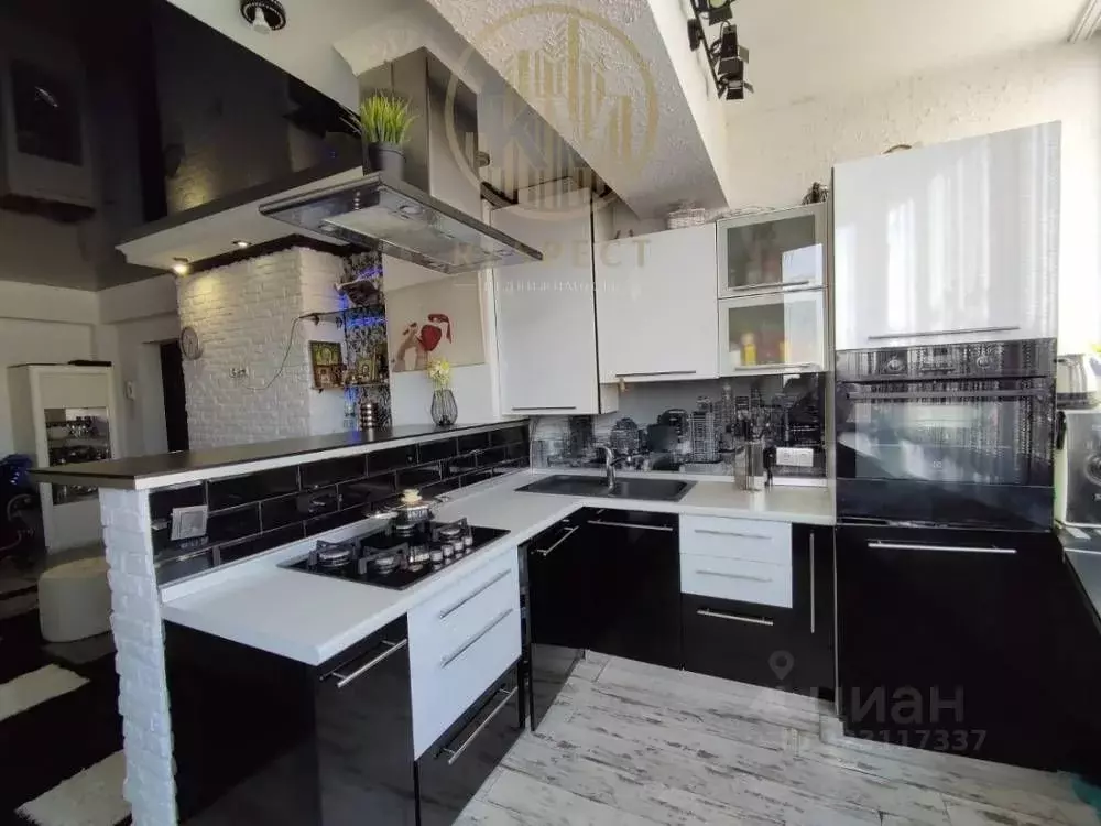 2-к кв. Ставропольский край, Пятигорск ул. Людкевича, 9к2 (70.6 м) - Фото 2