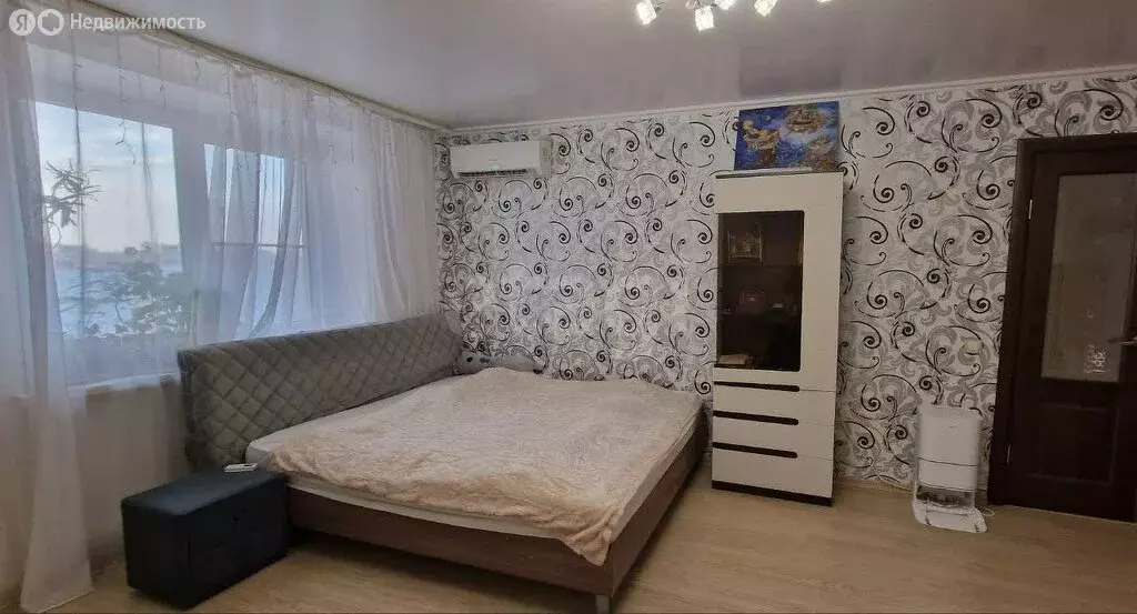 3-комнатная квартира: Липецк, улица Н.Г. Славянова, 1 (90.4 м) - Фото 0