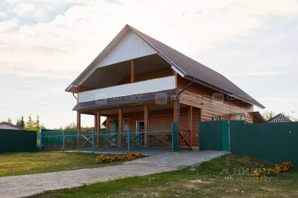 Дом в Татарстан, Лаишевский район, д. Макаровка ул. Советская (160 м) - Фото 1