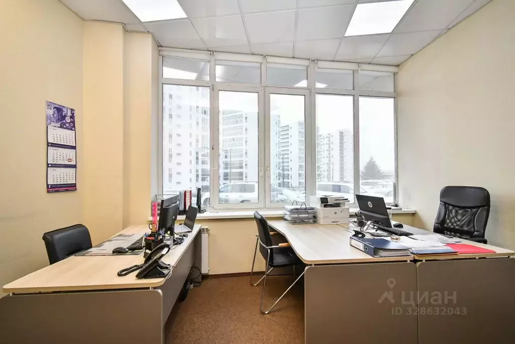 Офис в Красноярский край, Красноярск ул. Декабристов, 1г (205 м) - Фото 1