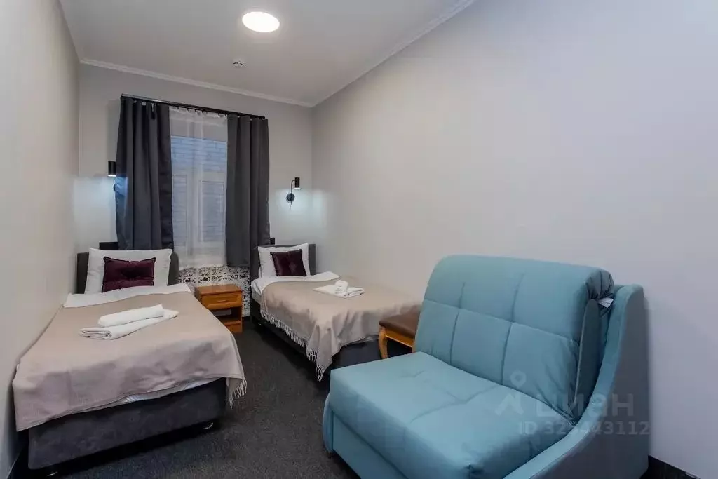 Комната Санкт-Петербург 17-я Васильевского острова линия, 46 - Фото 1