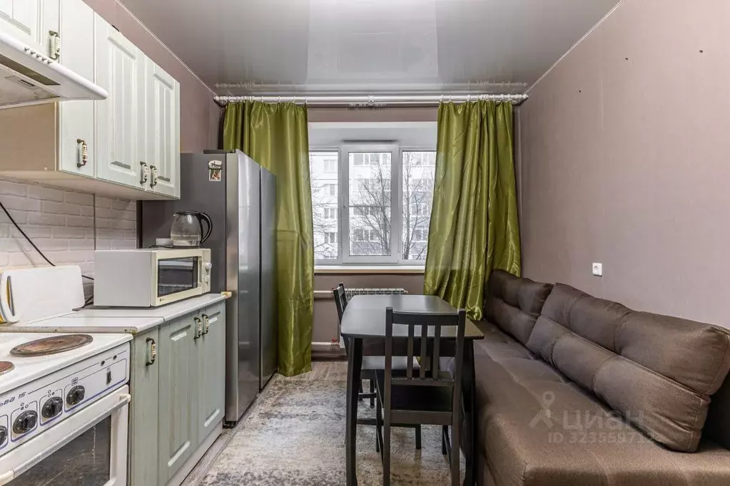 1-к кв. Курганская область, Курган Заозерный жилрайон, 1-й мкр, ул. ... - Фото 1