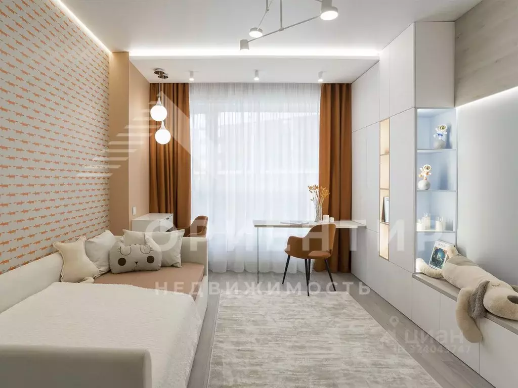 3-к кв. Свердловская область, Екатеринбург ул. Ткачей, 19/2 (86.7 м) - Фото 1