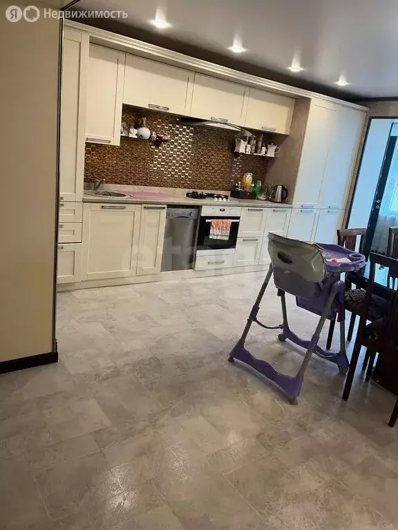 2-комнатная квартира: Энгельс, улица Маршала А.М. Василевского, 32 (76 ... - Фото 1