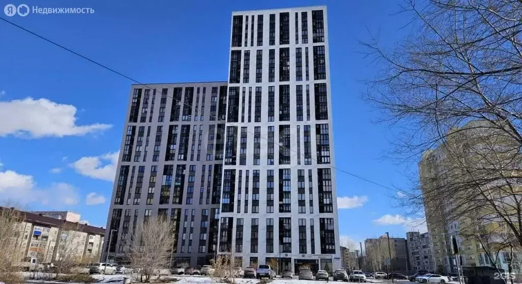 2-комнатная квартира: Тюмень, улица Муравленко, 11 (66.7 м) - Фото 1