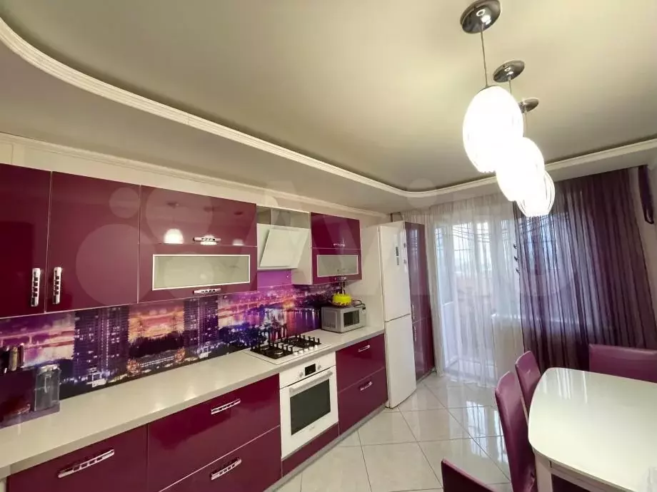 2-к. квартира, 65 м, 8/10 эт. - Фото 0