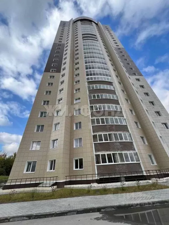2-к кв. Новосибирская область, Новосибирск Закаменский мкр, 13 (67.8 ... - Фото 0