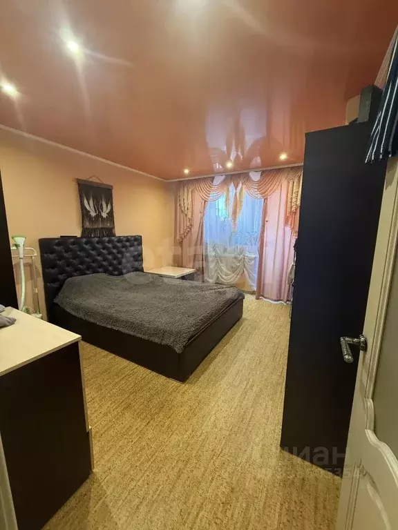 3-к кв. Тюменская область, Тюмень ул. Николая Семенова, 33 (90.5 м) - Фото 1