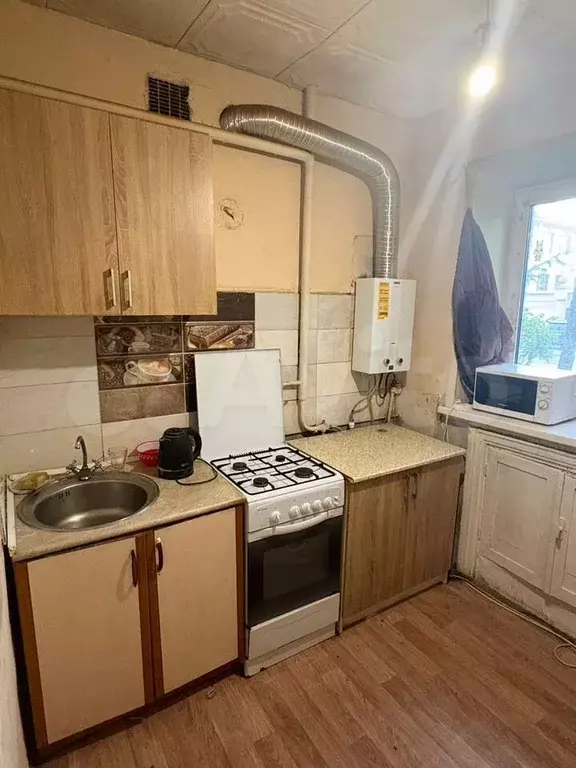 2-к. квартира, 40 м, 1/5 эт. - Фото 0