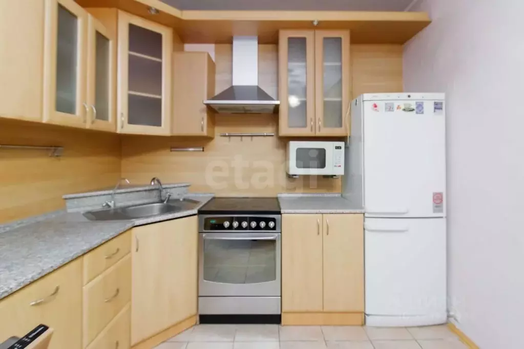 2-к кв. Тюменская область, Тюмень ул. Николая Федорова, 6к1 (74.6 м) - Фото 2