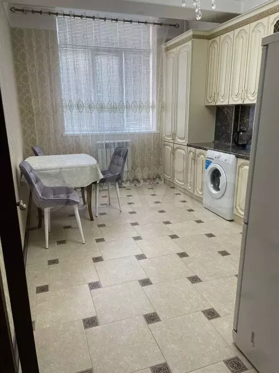 2-к. квартира, 55 м, 6/9 эт. - Фото 1