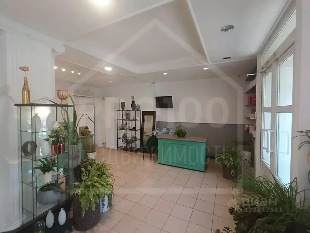 Помещение свободного назначения в Омская область, Омск просп. Карла ... - Фото 2