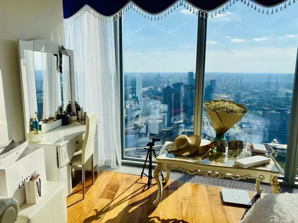 3-к кв. Москва 1-й Красногвардейский проезд, 21с1 (170.0 м) - Фото 0