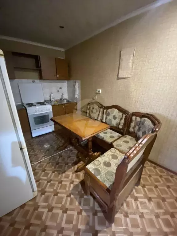 2-к кв. Белгородская область, Старый Оскол Макаренко мкр, 3 (45.6 м) - Фото 0