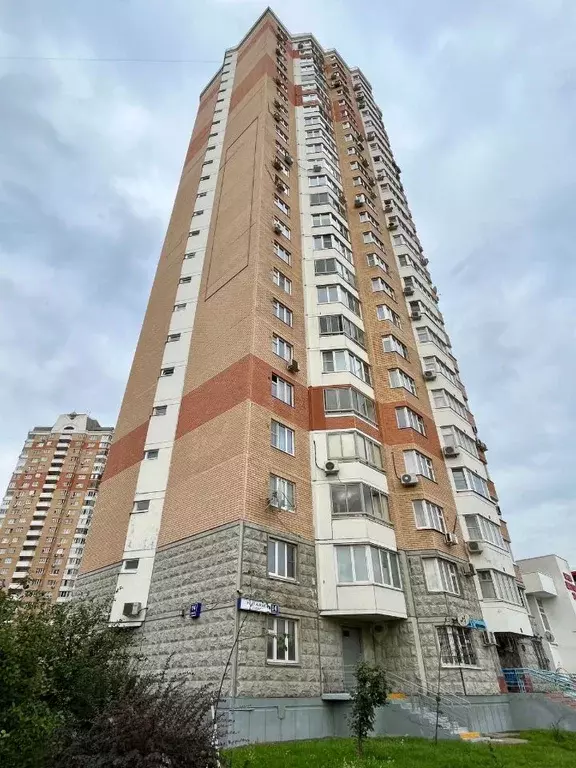 3-к кв. Москва, Москва, Московский г. Град Московский мкр, ул. ... - Фото 0