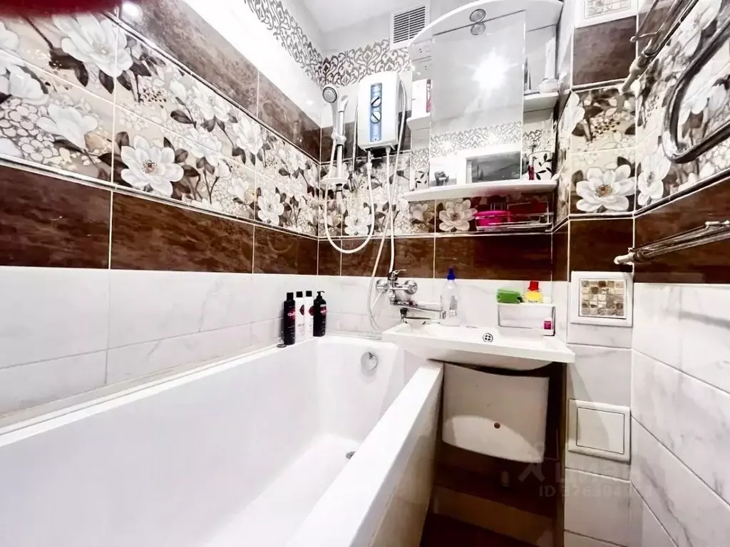 3-к кв. Волгоградская область, Волгоград Ростовская ул., 19 (63.6 м) - Фото 1