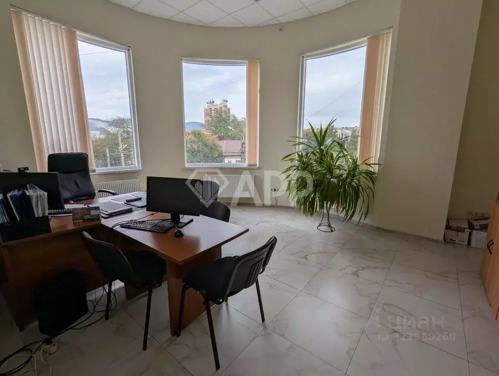 Офис в Краснодарский край, Новороссийск ул. Карла Маркса, 23 (134 м) - Фото 2