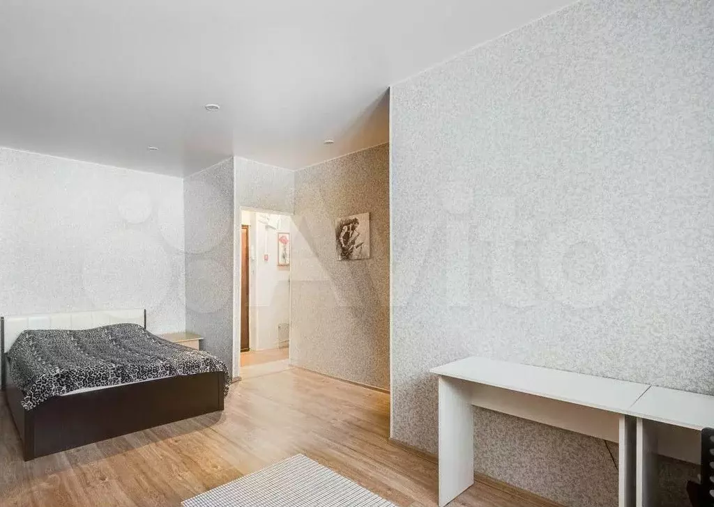 1-к. квартира, 36 м, 1/9 эт. - Фото 0