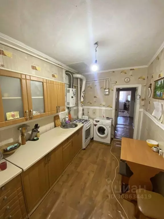 3-к кв. Крым, Сакский район, с. Лесновка ул. 60 лет СССР (60.5 м) - Фото 1