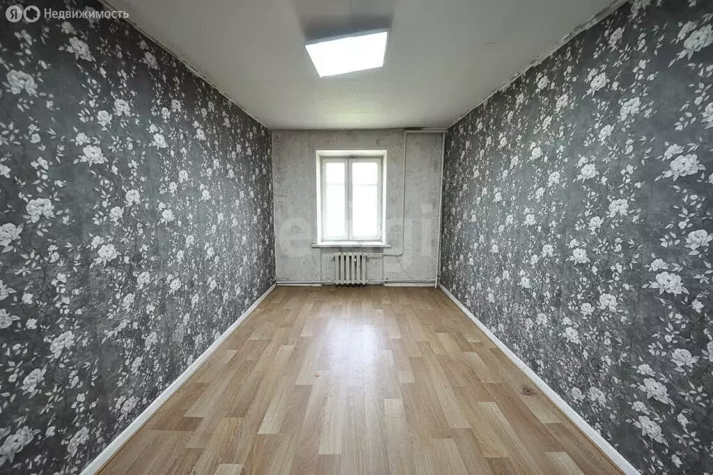 3-комнатная квартира: Салават, улица 21-го съезда КПСС, 110 (70.7 м) - Фото 2