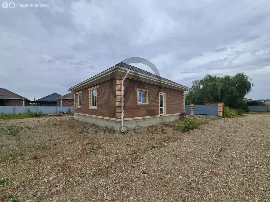 Дом в Апшеронск, улица Орджоникидзе (92.5 м) - Фото 0