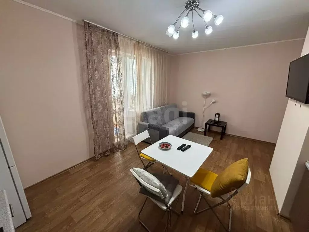 2-к кв. Новосибирская область, Новосибирск ул. Залесского, 2/2 (50.0 ... - Фото 0