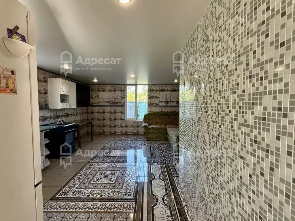 Дом в Волгоградская область, Волгоград Дзержинец СНТ, Степной массив, ... - Фото 1