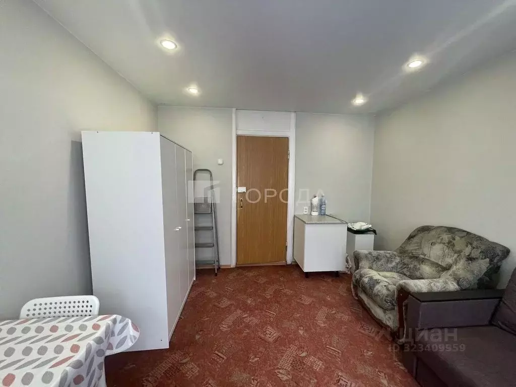 Комната Новосибирская область, Новосибирск ул. Ломоносова, 59 (12.9 м) - Фото 2