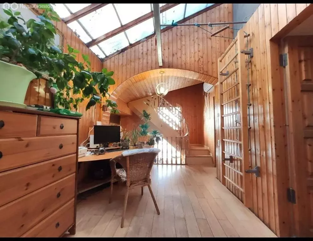 Дом в Каменск-Шахтинский, улица Пушкина (188 м) - Фото 0