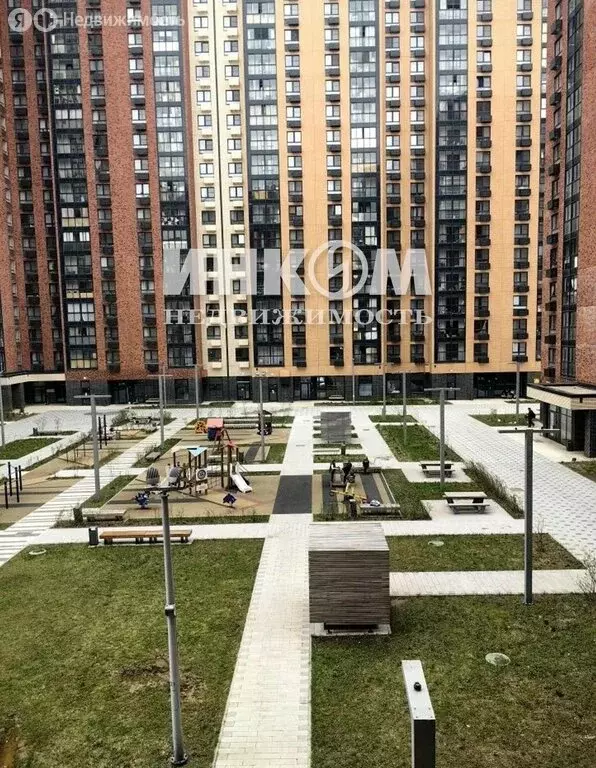 3-комнатная квартира: Москва, Сиреневый бульвар, 4/1 (75.4 м) - Фото 1