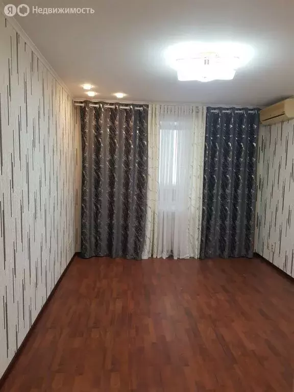 3-комнатная квартира: Курган, Станционная улица, 42 (49.2 м) - Фото 1