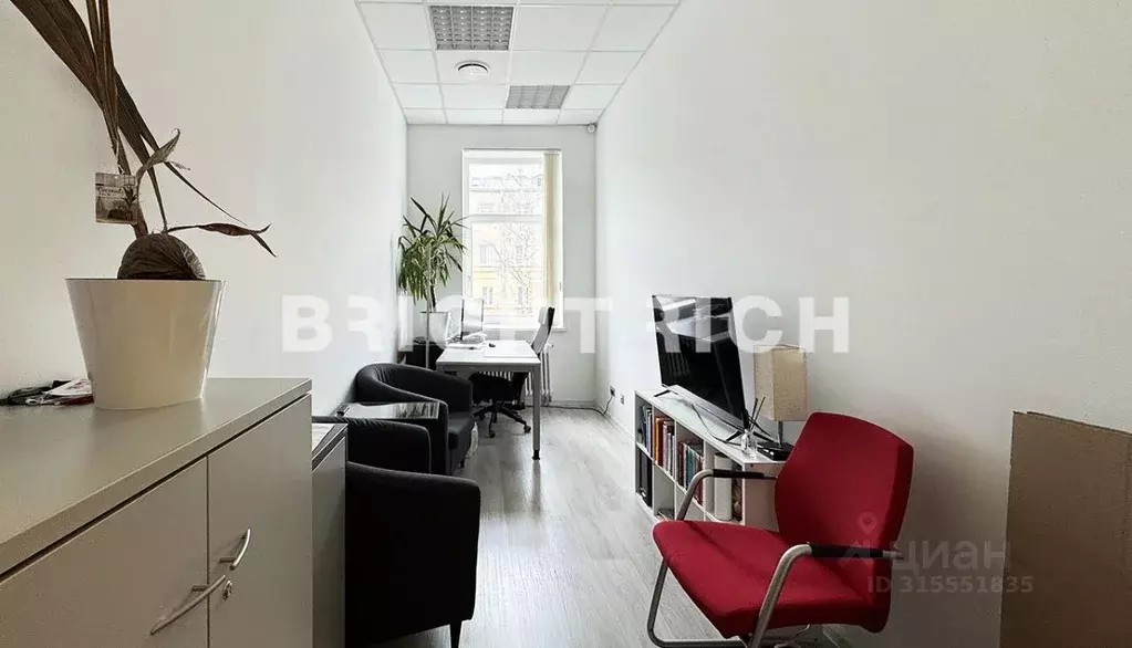 Офис в Санкт-Петербург наб. Реки Фонтанки, 50аЕ (292 м) - Фото 1