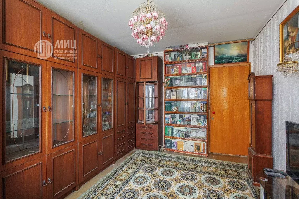 Продается 3-комнатная квартира - Фото 2