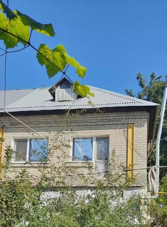 Дом в Саратовская область, Саратов Увек мкр, проезд 5-й Увекский, 11А ... - Фото 1