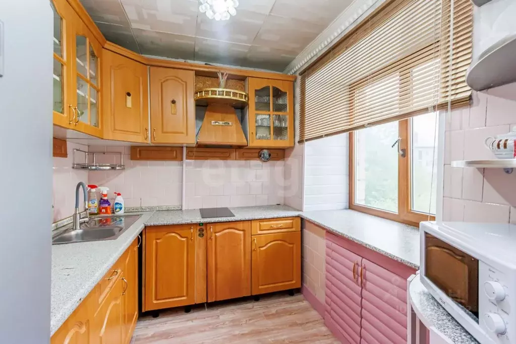 3-к кв. Тюменская область, Тюмень ул. Карла Маркса, 12 (61.8 м) - Фото 2
