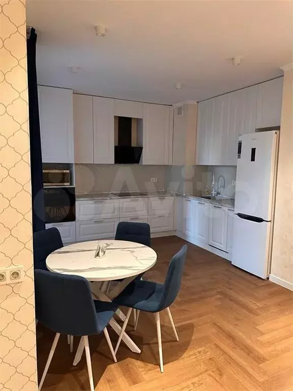 3-к. квартира, 72 м, 8/10 эт. - Фото 0