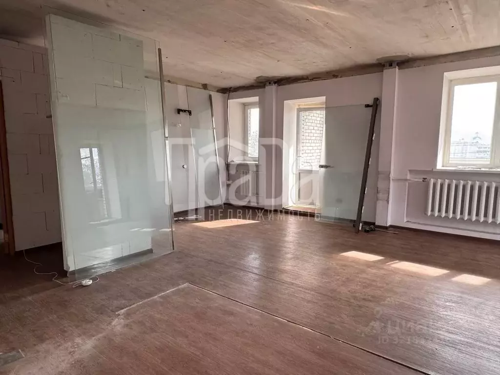 5-к кв. Красноярский край, Красноярск ул. Дубенского, 8 (161.2 м) - Фото 2