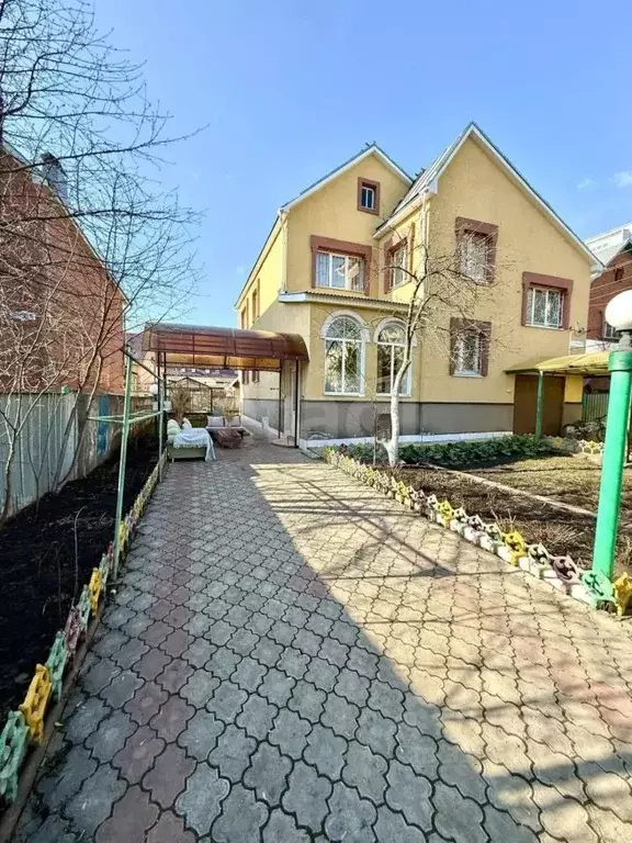 Дом в Татарстан, Альметьевск ул. Нариманова, 87 (223 м) - Фото 1